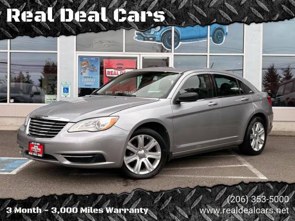 2013 Chrysler 200  Touring 4dr Sedan Sedan 1