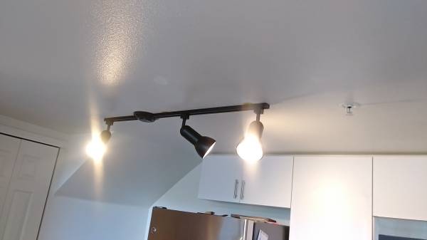 Luces de pista - $30 (Issaquah)63439448820995122