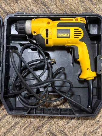 Dewalt Drill 1