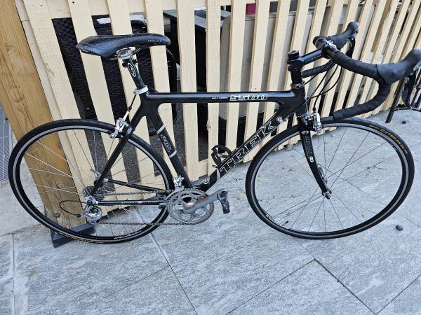 Trek 5500 dcv series 52cm  carbon - $350 (Federal Way)63471372940545120