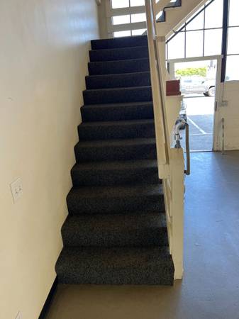 $2,430 / 1br - 1350ft2 - FREE MONTH!  Loft Apartment and Live/Work 1050 47th Ave #6 (Oakland)63682870715395123