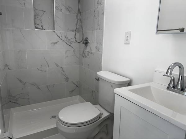 $2,999 / 3br - Quincy 3 Bed/1.5 Bath Apartment | Bates Ave63863244833537123