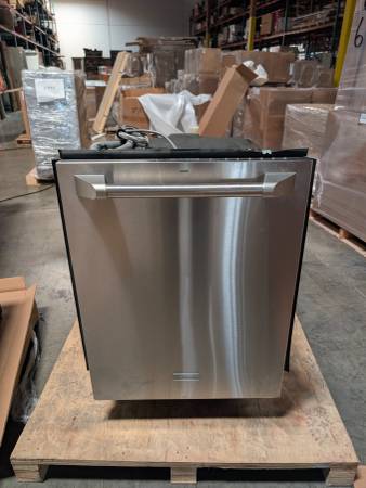 Monogram Smart Fully Integrated Dishwasher 1