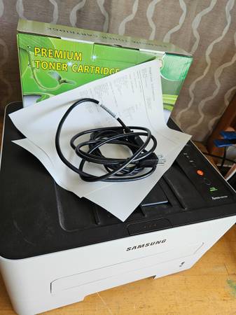 Impresora láser en blanco y negro SAMSUNG Xpress M2830DW con Wi-Fi, dúplex, cuenta de 5000 páginas, NE - $40 (Tyngsborough)63470443309059123