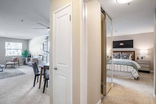 $3,088 / 1br - 693ft2 - Plush Carpeting, Quartz Countertops, Dishwasher (sunnyvale)63928543264387123