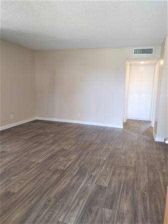 $1,900 / 2br - 890ft2 - 2 Bedrooms 1 Bath Apartment in Palm Springs, CA63668337717505122