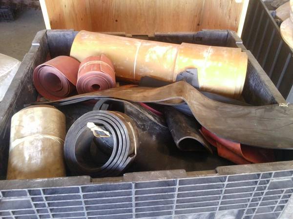 BIN FULL OF DIFFERENT RUBBER AND GASKET MATERIALS 1
