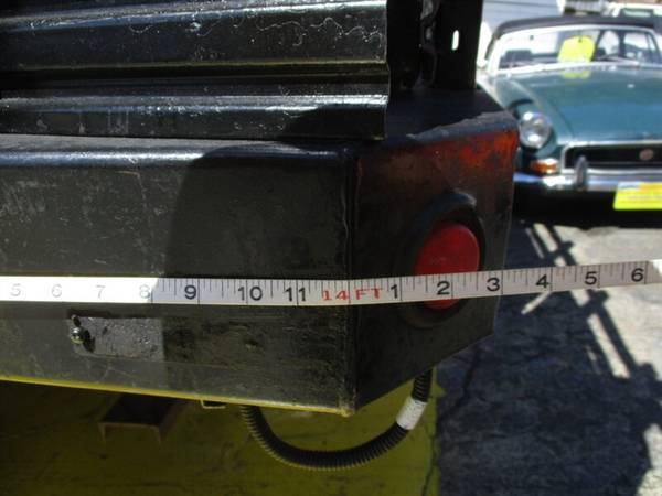 1999 Isuzu NPR - Photo 15