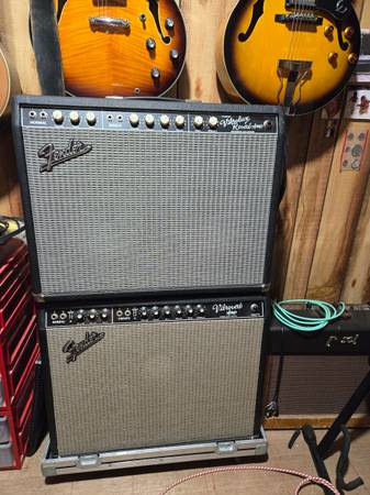 Fender Vibrolux Reverb Amp 1