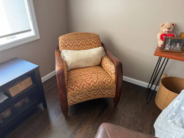 Side chair 1