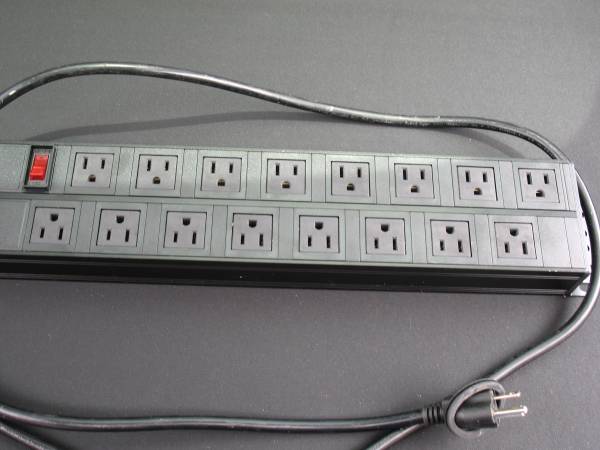 power strip 16 count 1875 watts total/15amp/120volt 1