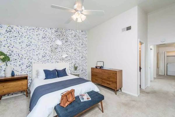 $2,325 / 2br - 1359ft2 - You've never seen anything like these deals! Call now! (Fresno - Fresno)63873104423683124
