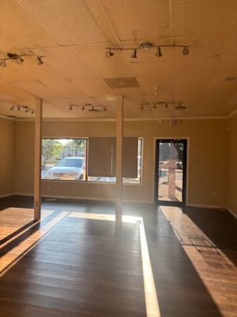 $1,600 Commercial space for rent (Snellville)63738512449281122
