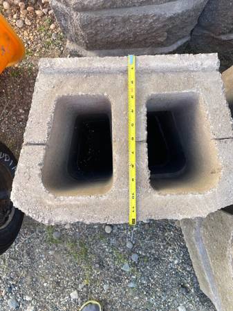 30 Concrete retaining wall blocks - $14063437223170435122