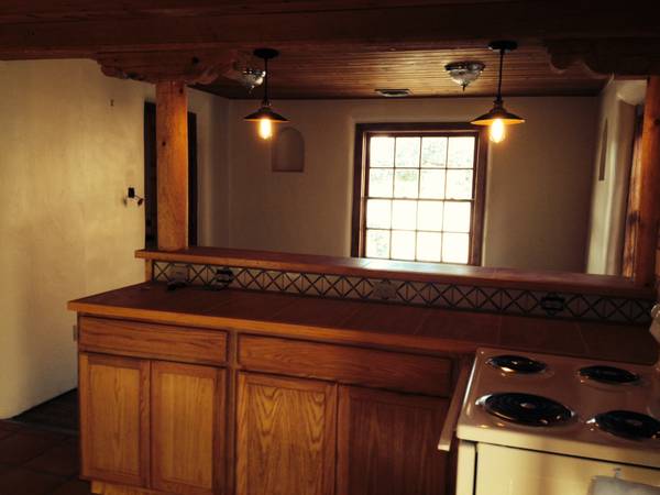 $3,000 / 2br - Downtown Adobe Home/Office (Downtown)63659901056385123