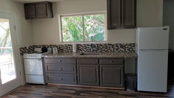 $1,550 / 500ft2 - $1,550 - Spacious Studio in the treetops of Forestville! (russian river)63785477286017121