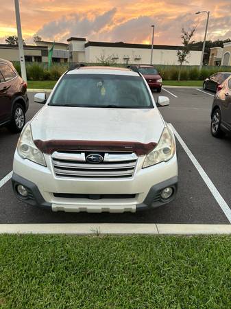 Subaru Outback 2013 premium - sin concesionario - $8,000 (Wesley Chapel)634434068206111214