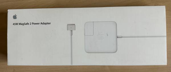 Genuinine Apple NEW 45W Magsafe 2 power adapter 1