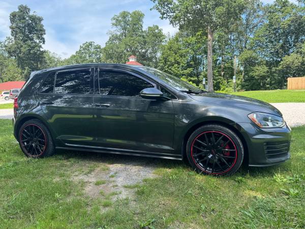 2015 Volkswagen GTI - $9,99563435736446723122