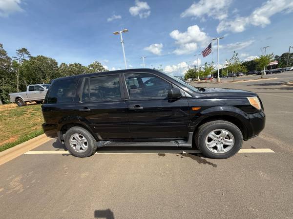 2007 Honda Pilot AWD 245 mil millas, aire acondicionado, reproductor de CD, ¡FUNCIONA BIEN! $3,250 - $3,250 (Charlotte)63613436518915123
