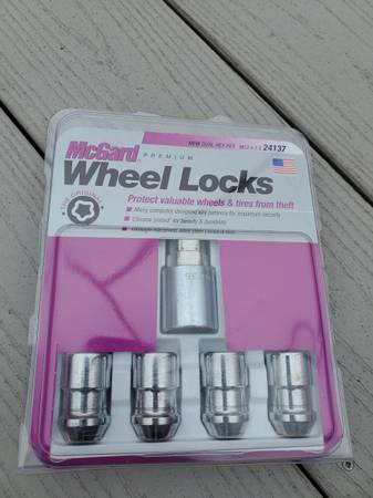 McGard Locking lug wheel nut 24137 fits Ford Ranger 2019 > 1