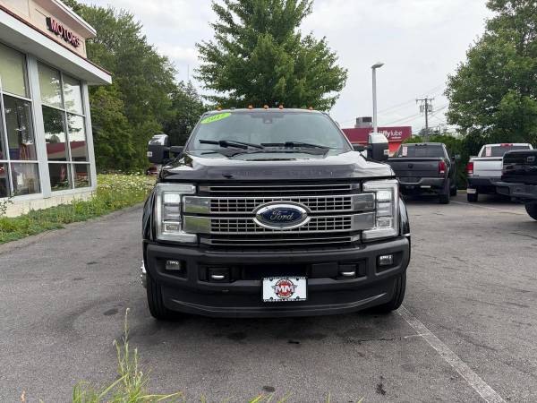 2017 Ford Super Duty F-450 - Photo 3