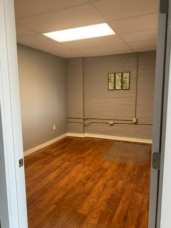$1,200 / 1216ft2 - THE MOST PERFECT OFFICE SPACE YOU WILL EVER SEE (Claremont)63932056765698120