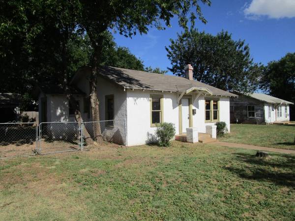 $59,000 / 3br - 1420ft2 - Seller will finance 1404 N Ave F Haskell, TX 3/1 $59,000 (PENDING) (Haskell, TX)63810575606145122