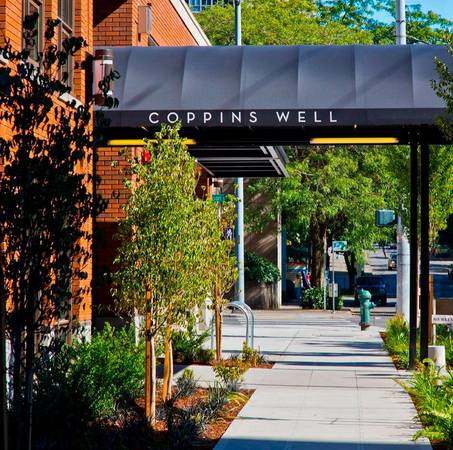 $2,240 / 1br - 578ft2 - Svc Cable, Club House, Appliances Stainless, Granite Counters (First Hill)63934549932803123