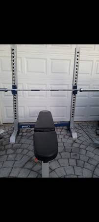 Bench press squat rack n weights 💪 1