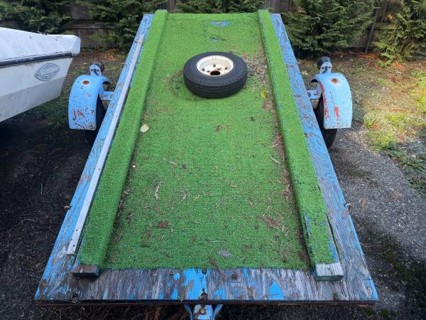 Small flatbed Utility Trailer 1