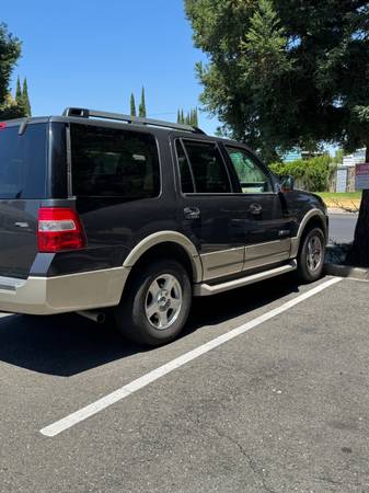 2007 Ford Expedition Eddie Bauer==== original owner - $8,000 (fairfield / vacaville)63654699283073121