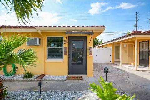 $2000.00 / 2br - 623ft2 - Beautiful 2 bed 1 bath63976137506306120