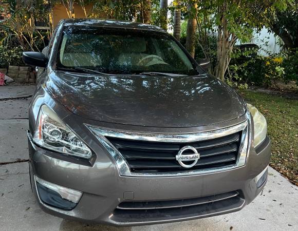 Nissan Altima 2013 1