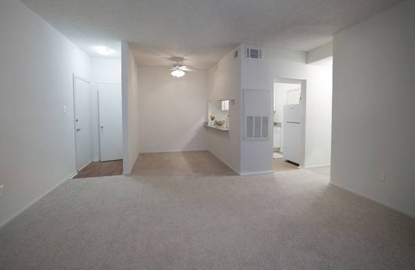 $1,115 / 1br - 785ft2 - 🤑MID SEPTEMBER SPECIAL PRICING!! Don't miss out! Call TODAY ONLY!! (Cypress Creek Apartments)63792246048515124