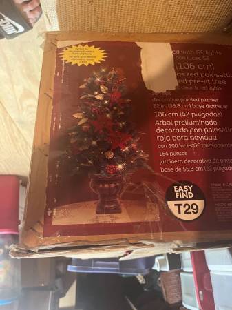 Small Pre-lit, decorated Christmas Tree 1
