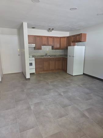 Live on Ardmore Blvd!!!!! 1