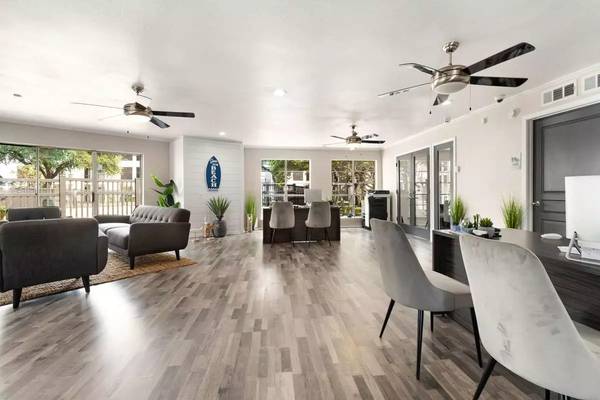 $848 / 1br - 558ft2 - Comfortable 558 sq ft 1 bd, 1 ba for all your needs. Call us now! (Dallas - Bachman Lake Park)63796477191555124