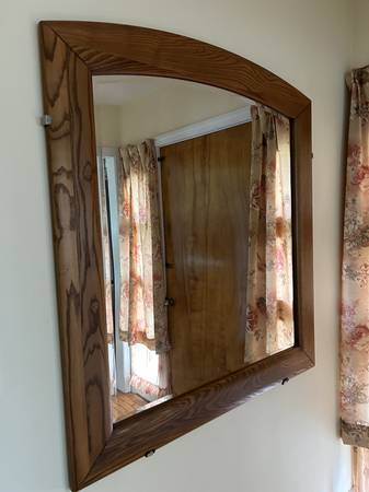 Mirror 38"x43" in excellent condition 1