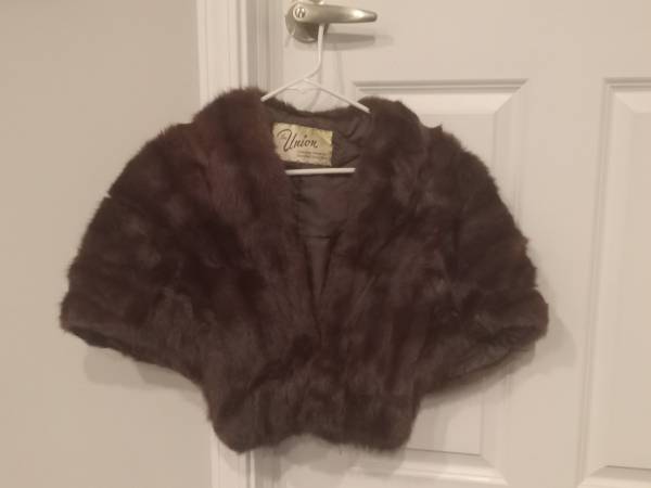 Vintage 1960's Genuine Mink Fur Stole - The Union brand 1