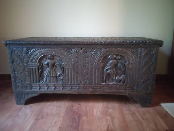 HOUSE DECLUTTERING CLEARANCE SALE 1