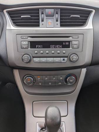 2014 Nissan Sentra - ¡CARFAX limpio! - $7,995 (Norfolk)63470409088001122