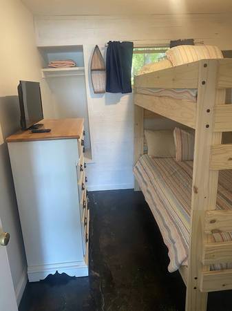 $1,200 / 2br - House Rental - Platte Lake (Honor, MI)64037723426307124