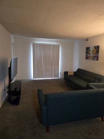 $550 / 2br - 920ft2 - Rent My Beautifully Furnished 2 Bd West County or DOWNTOWN Apt!! (West County)63924425117443121