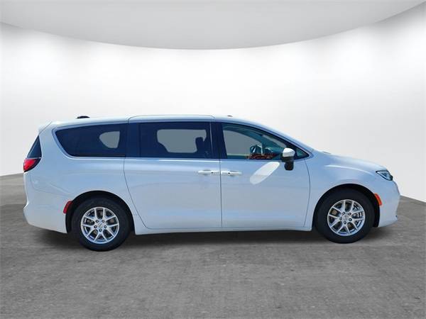 2023 Chrysler Pacifica Touring L - $23,995 (Birmingham. Alabama)63622089048577122