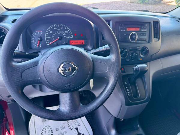 2016 Nissan NV200 - Financing - Photo 10