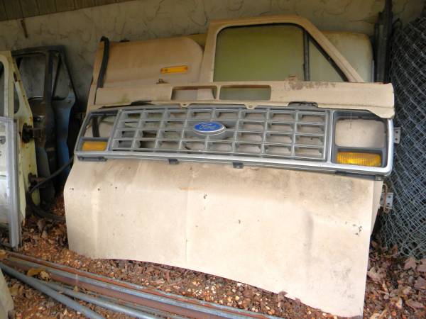 1985 Ford Van Parts 1