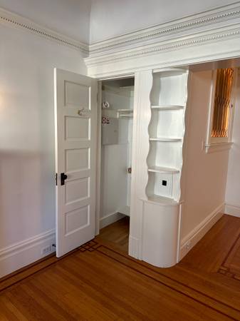 $4,725 / 1br - 1000ft2 - Increíble piso completo de un dormitorio muy amplio en Pristine Pacific Heights (pacific heights)63668079383553124