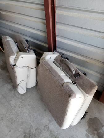 Cadillac Escalade Third Row Seats 1