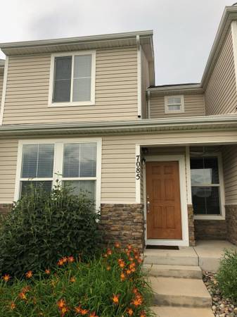 $1,850 / 2br - 1400ft2 - Spacious Townhome (Colorado Springs)63687136640131122
